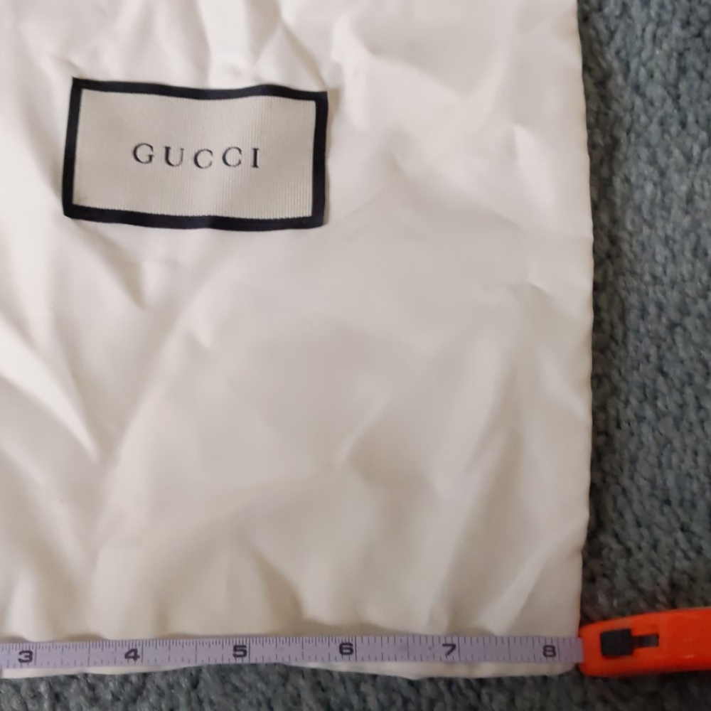 Gucci dust bag